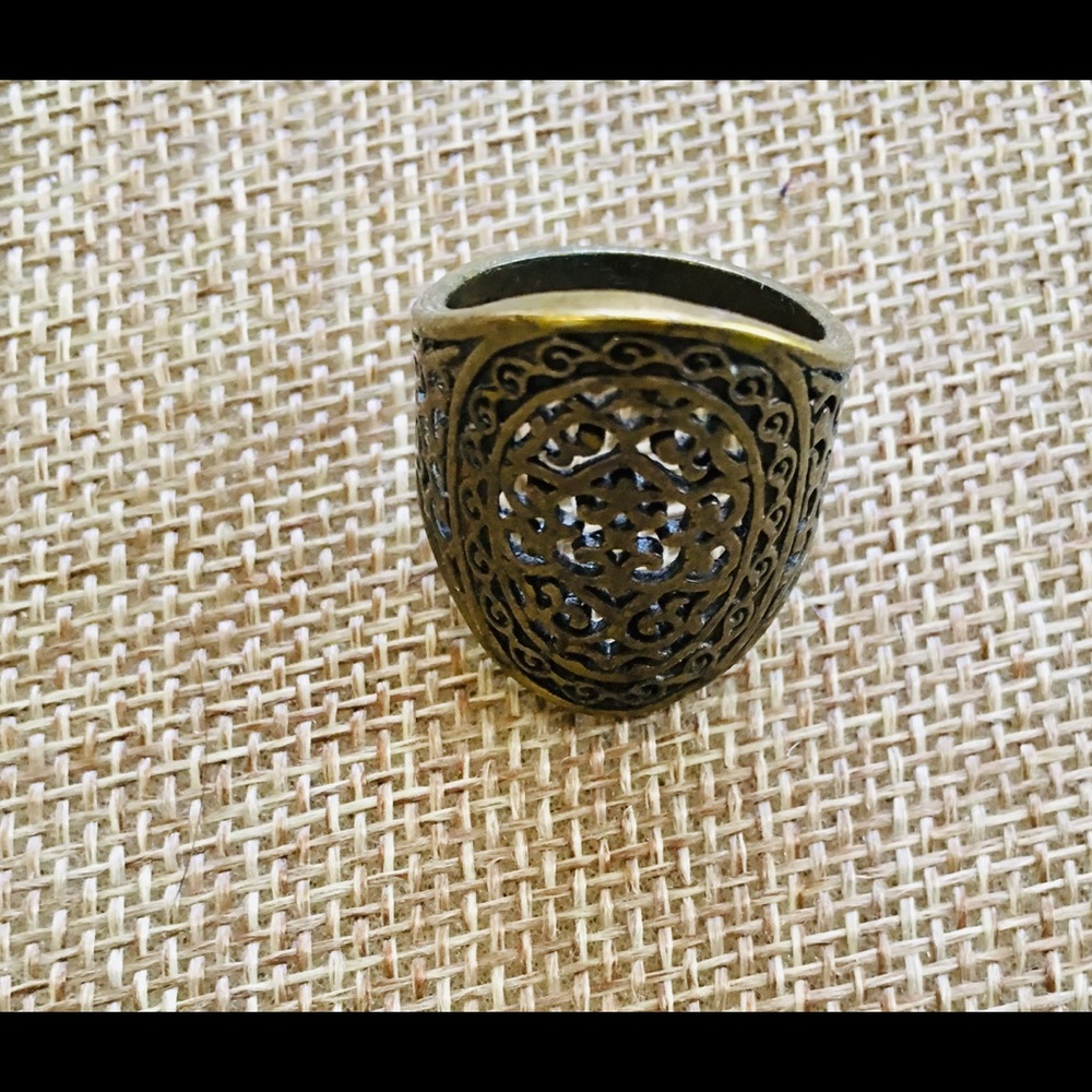 Rings - Picture 2 of 3